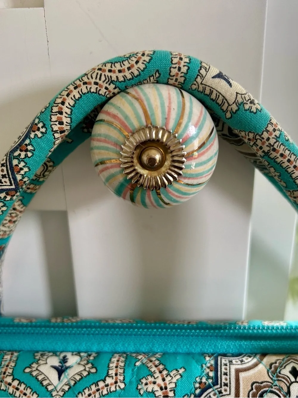 Vera Bradley “Totally Turq” Laptop Case. Turquoise/Brown Paisley Pattern.
